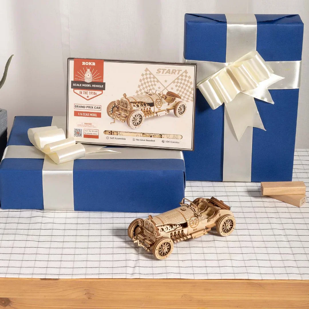 3D Puzzle - Grand Prix Car - Image 3