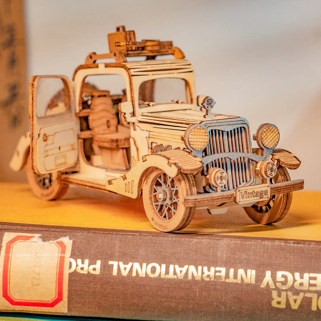 3D Puzzle - Vintage Car - Image 3