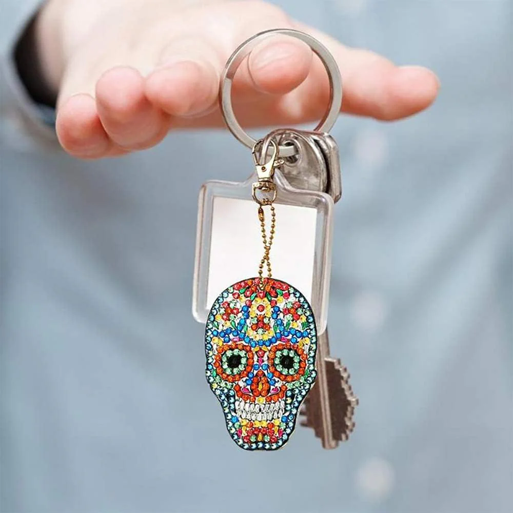 Diamond Painting Pendant Skull 5 Piece Set - Image 2
