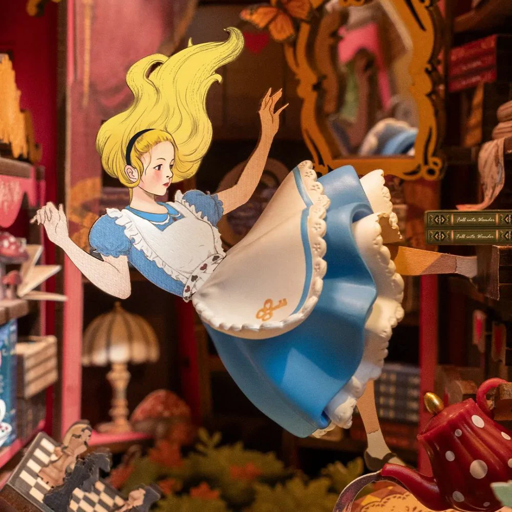 DIY Book Nook kit - Alice Adventure - Image 7