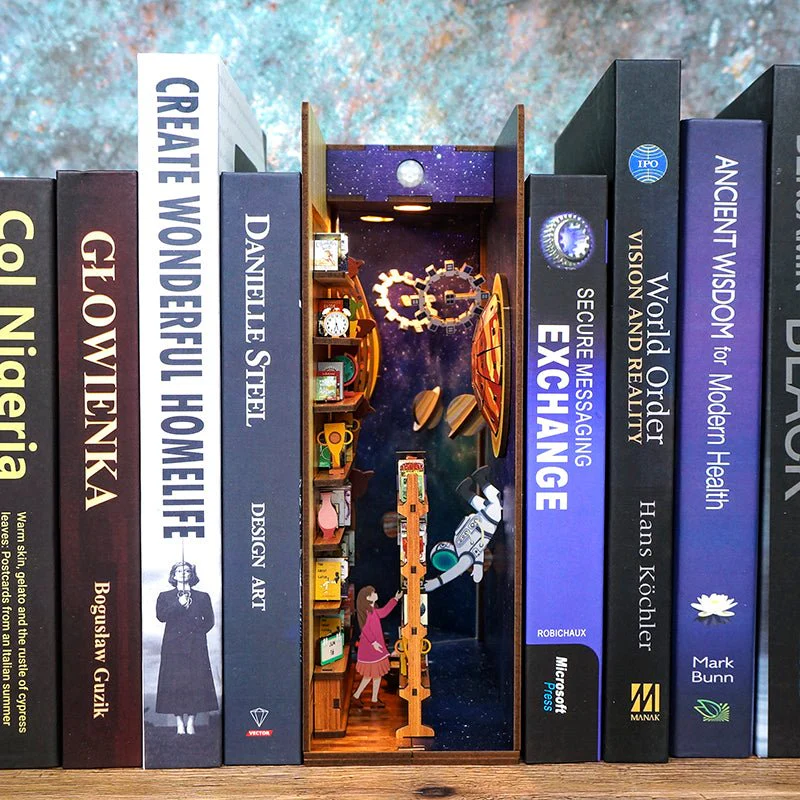 DIY Book Nook Kit - Interstellar - Image 8