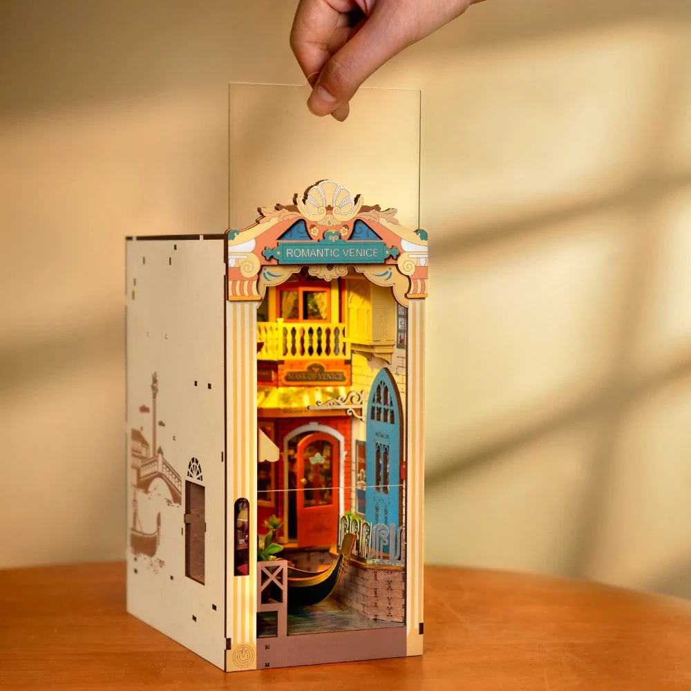 DIY Book Nook kit - Romantic Venice - Image 3