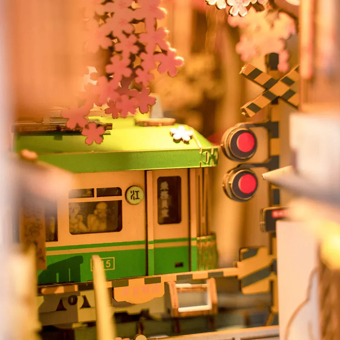DIY Book Nook kit - Sakura Densya - Image 2