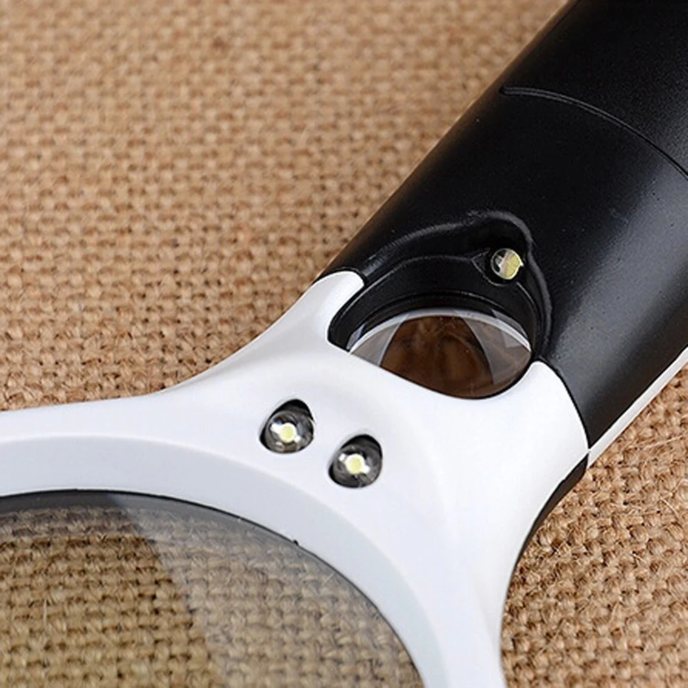 Magnifying Glass with LED Light - Image 3