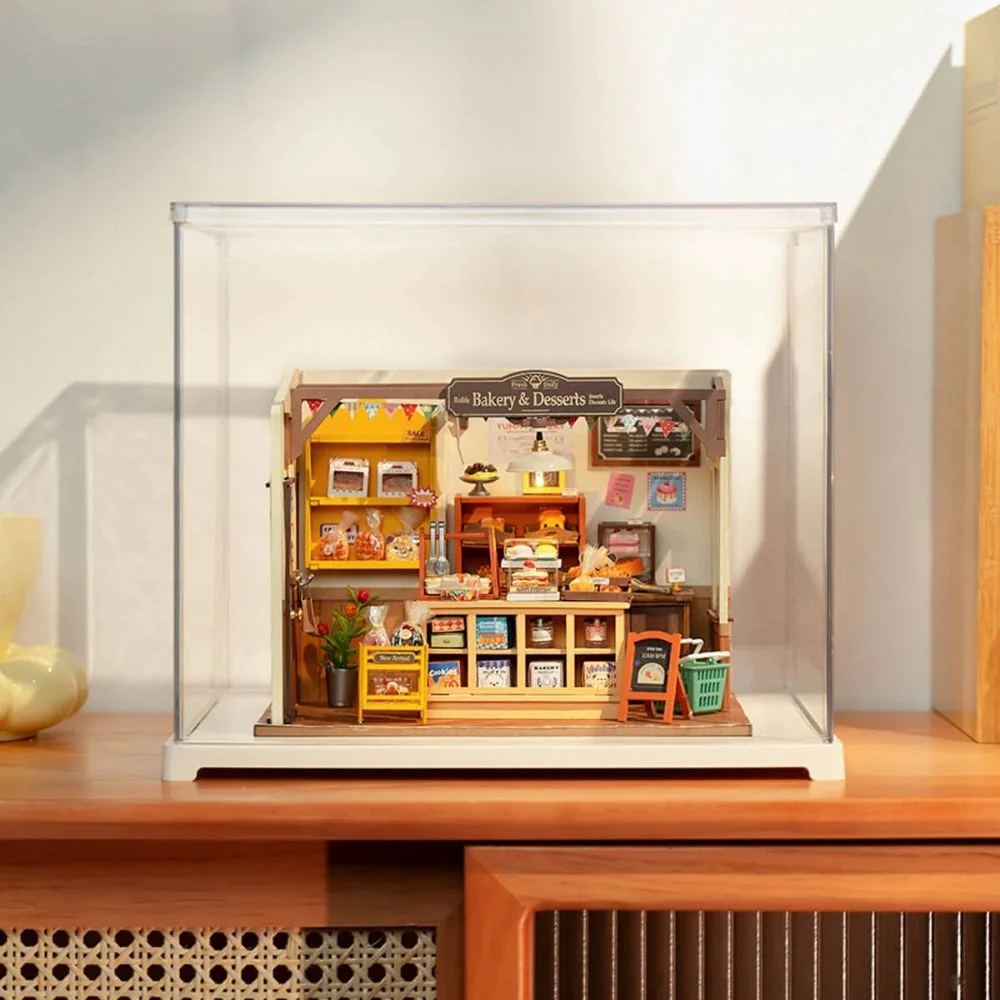 Miniature House - Display Box - Image 3
