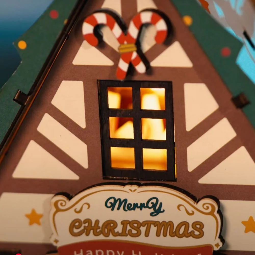 Miniature House - Twinkling Christmas House - Image 5