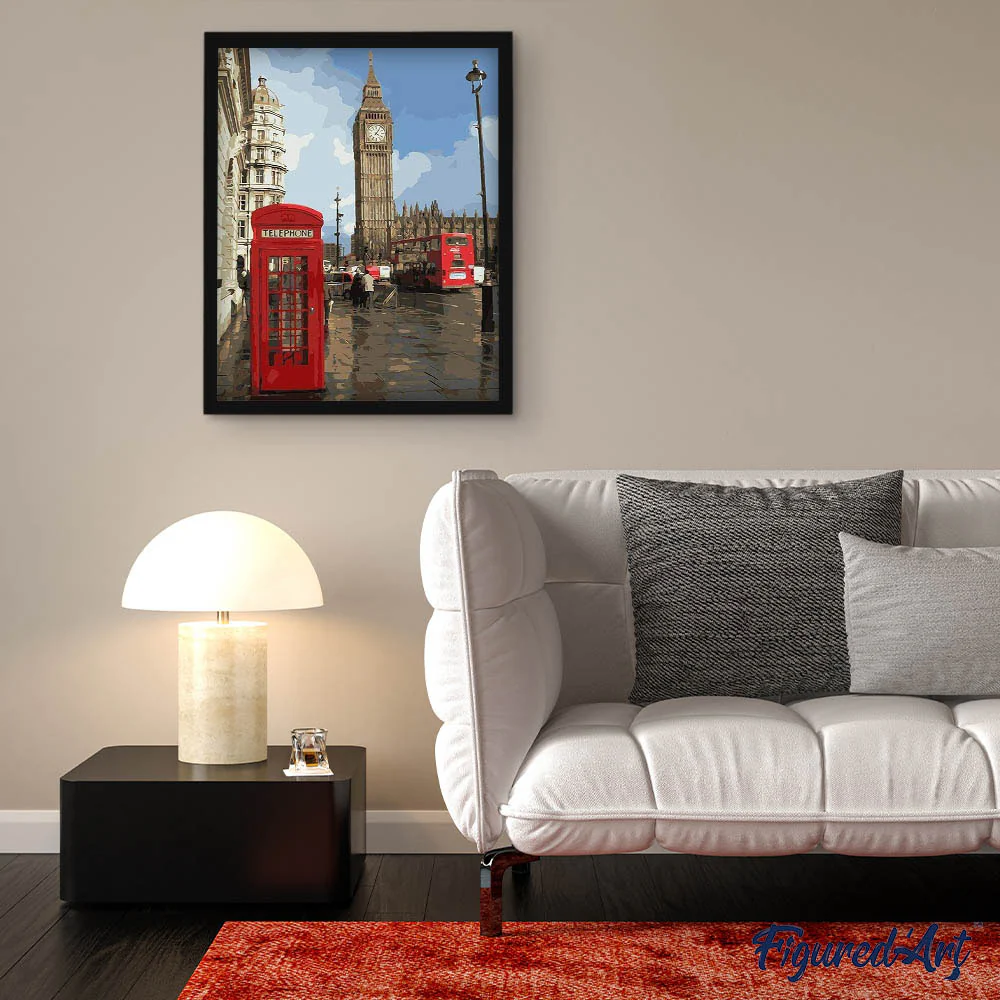 Red telephone box in London - Image 3